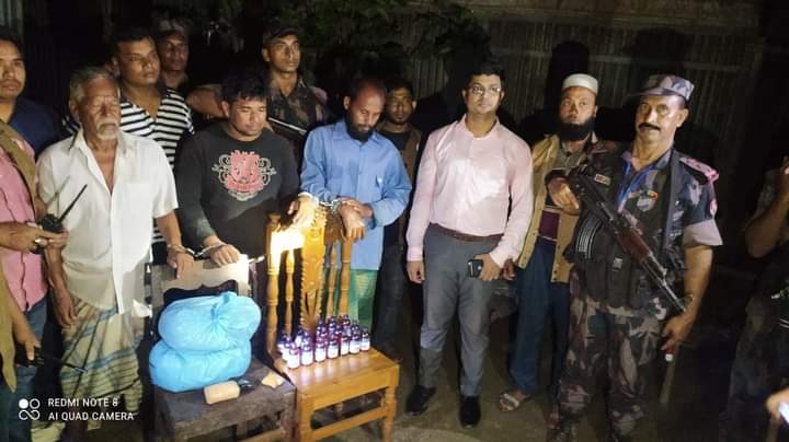 বুড়িচং টাস্কফোর্স অভিযানে মাদক ব্যবসায়িক আটক