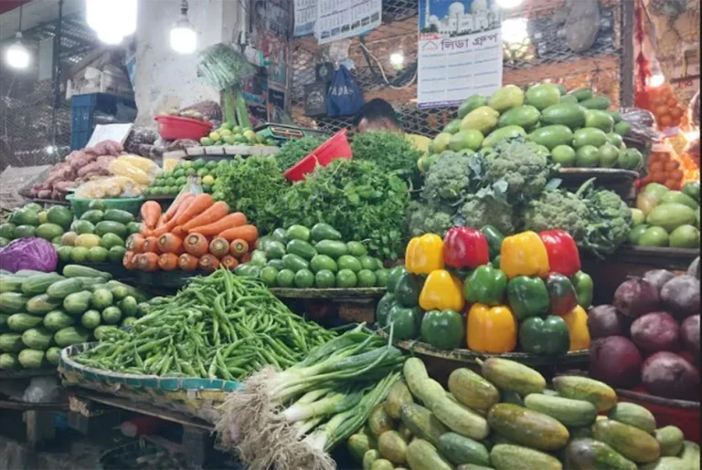 চট্টগ্রামে দাম বেড়েছে রোজার পণ্যে, স্থিতিশীল কাঁচা বাজার