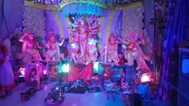 নাইক্ষ্যংছড়িতে সর্বজনীন শ্রী শ্রী হরি মন্দিরে পালিত হচ্ছে শারদীয়া দূর্গোৎসব।