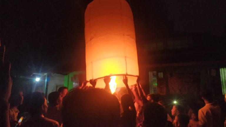 বিভিন্ন আনুষ্ঠানিকতার মধ্যে দিয়ে নাইক্ষ্যংছড়ি কুঞ্জবন বৌদ্ধ বিহারে শেষ হল বৌদ্ধদের শুভ প্রবারণা পূর্ণিমা।