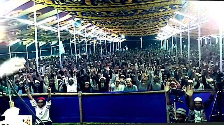 নেত্রকোনা পূর্বধলার শ্যামগঞ্জ বাজারে তাফসীরুল কোরআন মাহফিল অনুষ্ঠিত হয়।