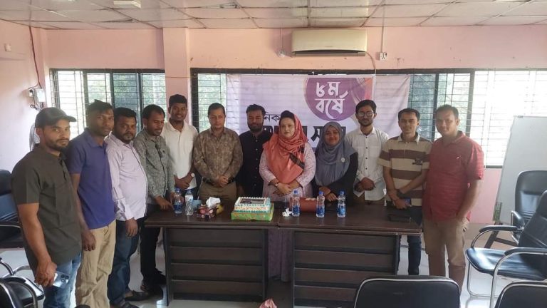 বান্দরবানের নাইক্ষ্যংছড়িতে দৈনিক সকালের সময় পত্রিকার ৮ম বর্ষপূর্তি উদযাপন