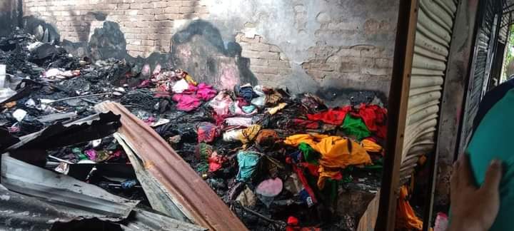 খোকসা গোপগ্রাম বাজারে আগুন লেগে ৮ থেকে ১০ কোটি টাকার ক্ষয়ক্ষতি অভিযোগ
