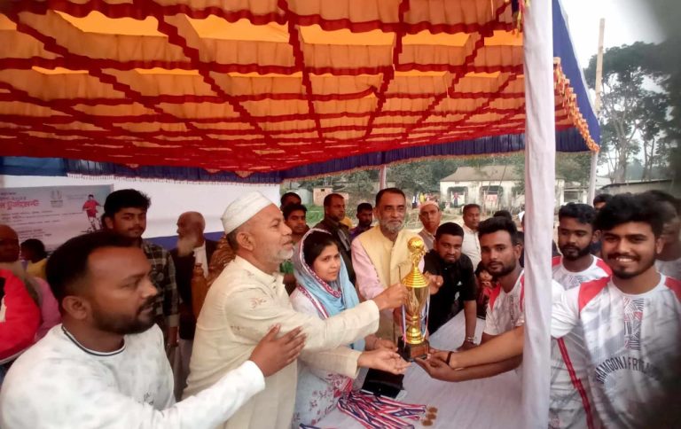 পূর্বধলায় মিনি ফুটবল টুর্নামেন্ট অনুষ্ঠিত