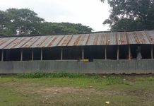 তালতলীতে ক্লাস ছেড়ে আড্ডাবাজি ও টাকা আত্মসাৎ, প্রধান শিক্ষককে শোকজ