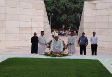 জিয়াউর রহমান ও খালেদা জিয়ার সমাধিতে শ্রদ্ধা জানালেন নবনির্বাচিত রাষ্ট্রপতি