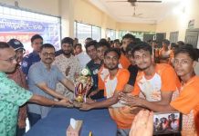 নড়াইলে কাবাডি চ্যাম্পিয়নশিপে পুরুষ-নারী দুই বিভাগেই চ্যাম্পিয়ন সদর থানা