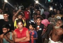 রাউজানে রাতে পুলিশের অভিযান ঘিরে জনতার বিক্ষোভ, ধাওয়া