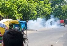 রাজধানীতে শিল্পকলার একাডেমির সামনে ককটেল বিস্ফোরণ